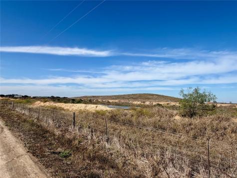 2051 County Road 102 Columbus TX 78934