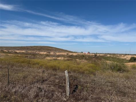 2051 County Road 102 Columbus TX 78934
