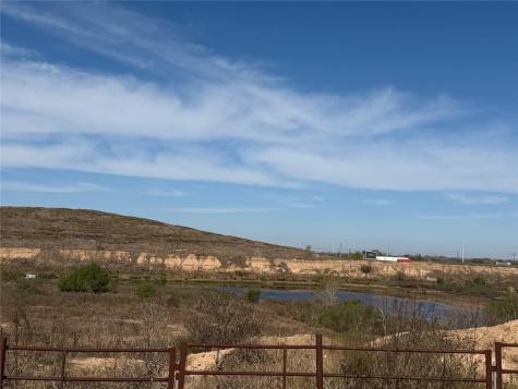 2051 County Road 102 Columbus TX 78934