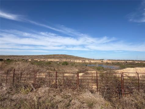 2051 County Road 102 Columbus TX 78934