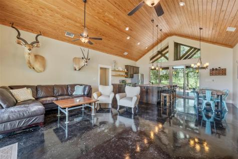 2033 Lcr 704 Road Groesbeck TX 76653