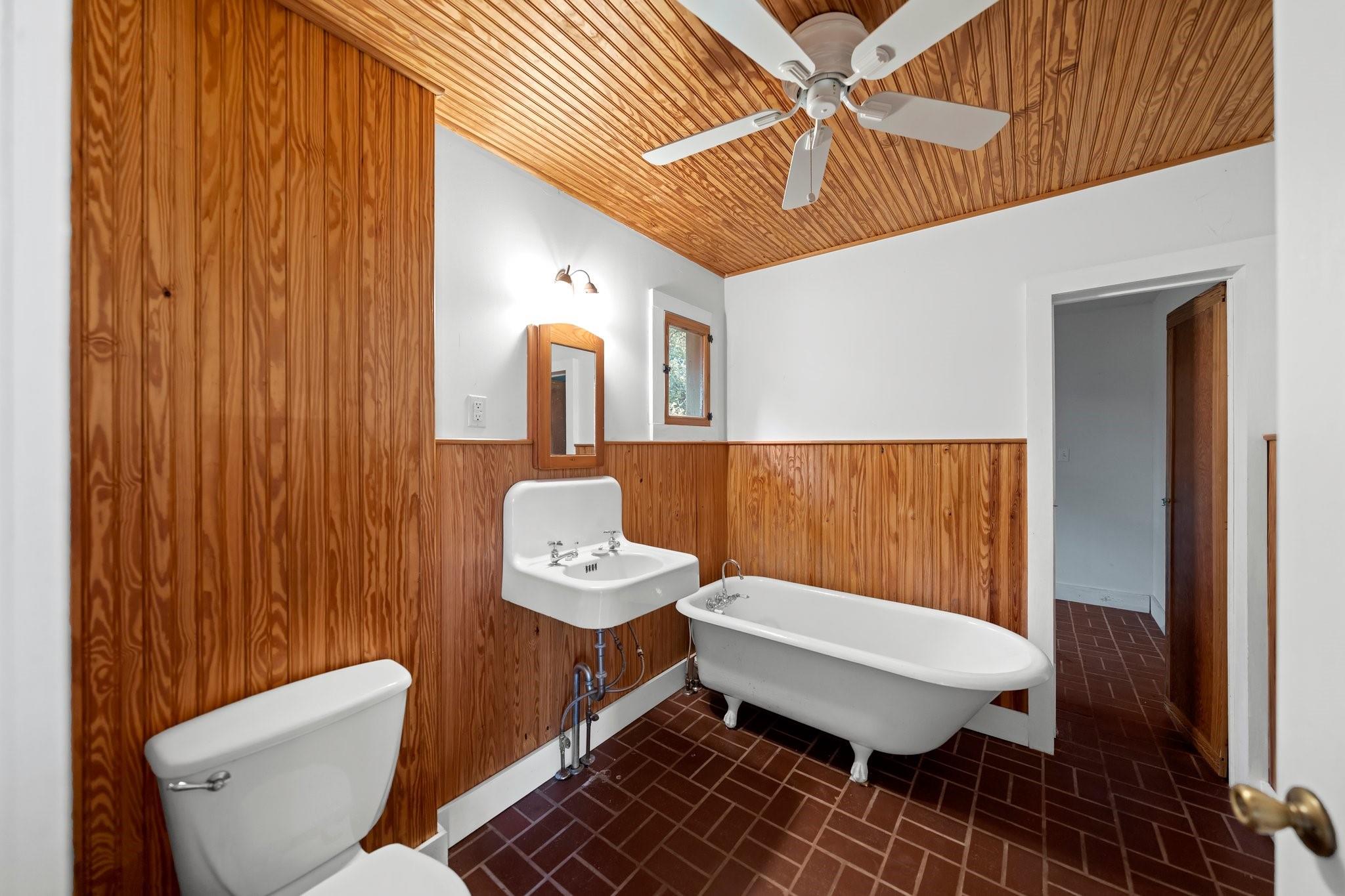 9738 E Fm 1431 Marble Falls TX 78654