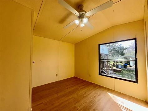 1218 Private Road 3063 Lexington TX 78947
