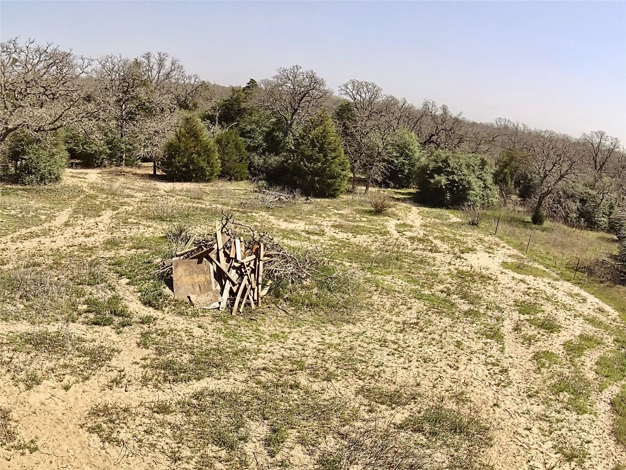 1218 Private Road 3063 Lexington TX 78947