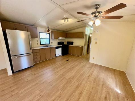1218 Private Road 3063 Lexington TX 78947