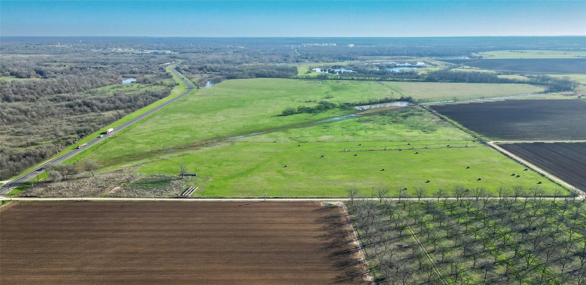 000 Highway 79 Hearne TX 77859