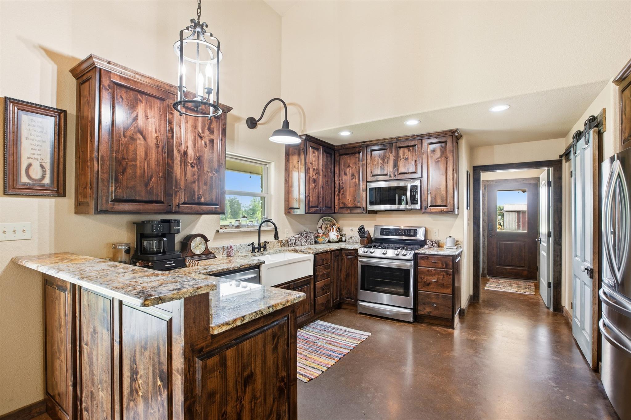 7835 Berger Road Schulenburg TX 78956
