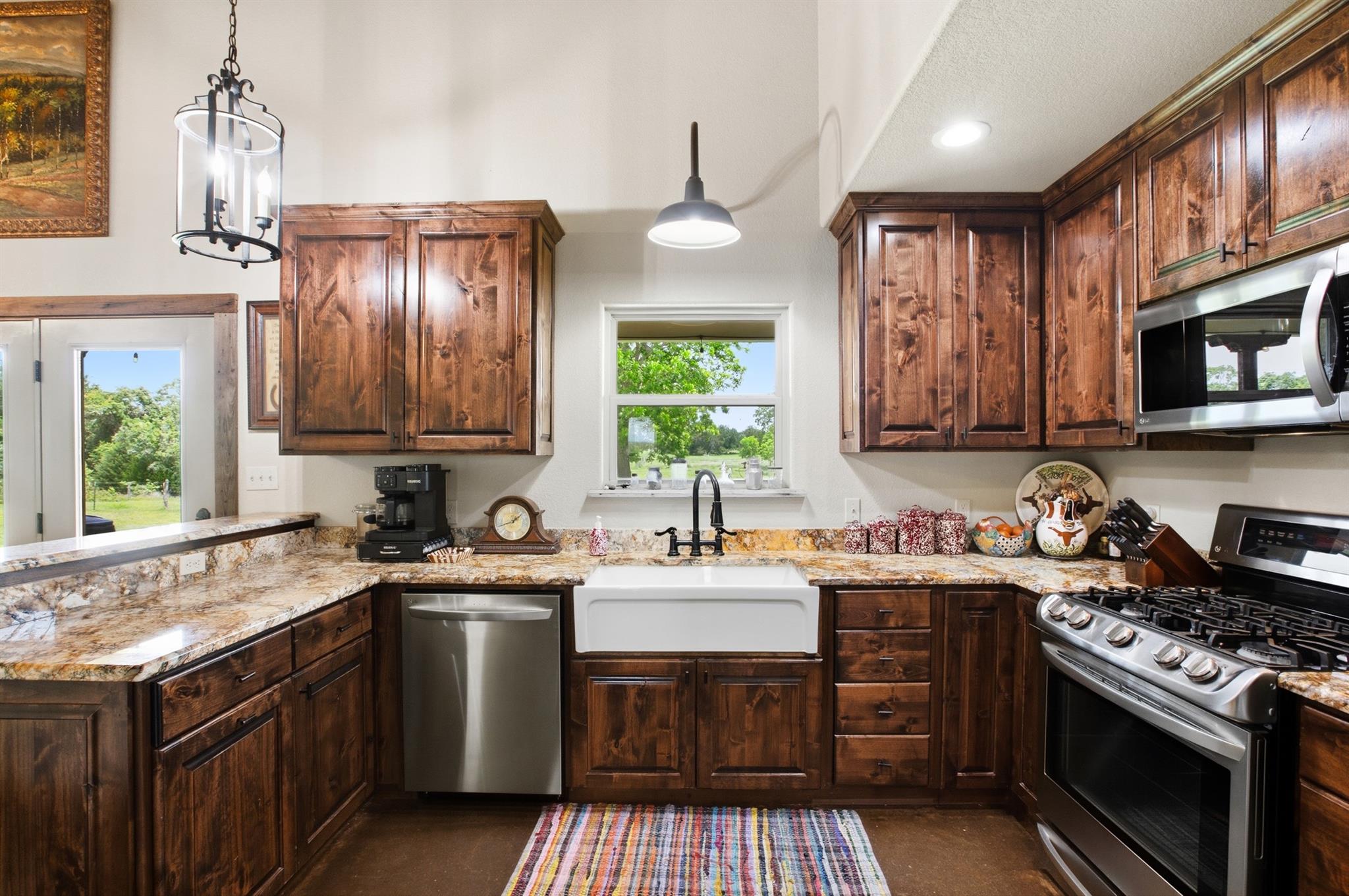7835 Berger Road Schulenburg TX 78956