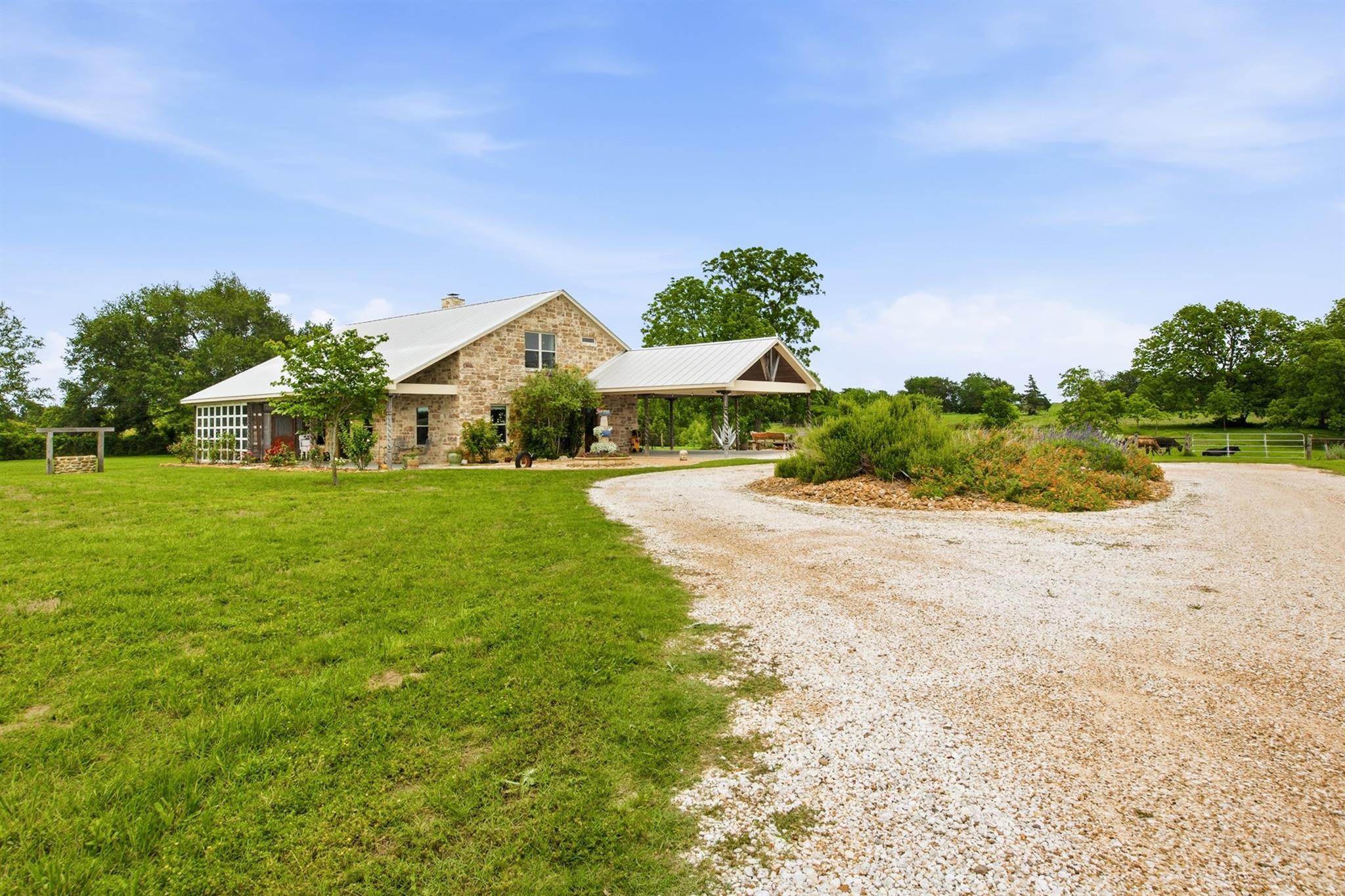 7835 Berger Road Schulenburg TX 78956