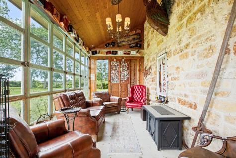 7835 Berger Road Schulenburg TX 78956