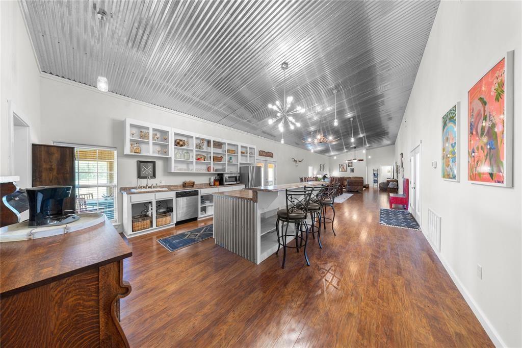 6417 County Road 240 Waelder TX 78959