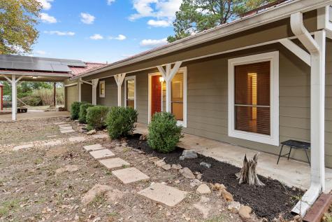 319 Matthew Cove Bastrop TX 78602