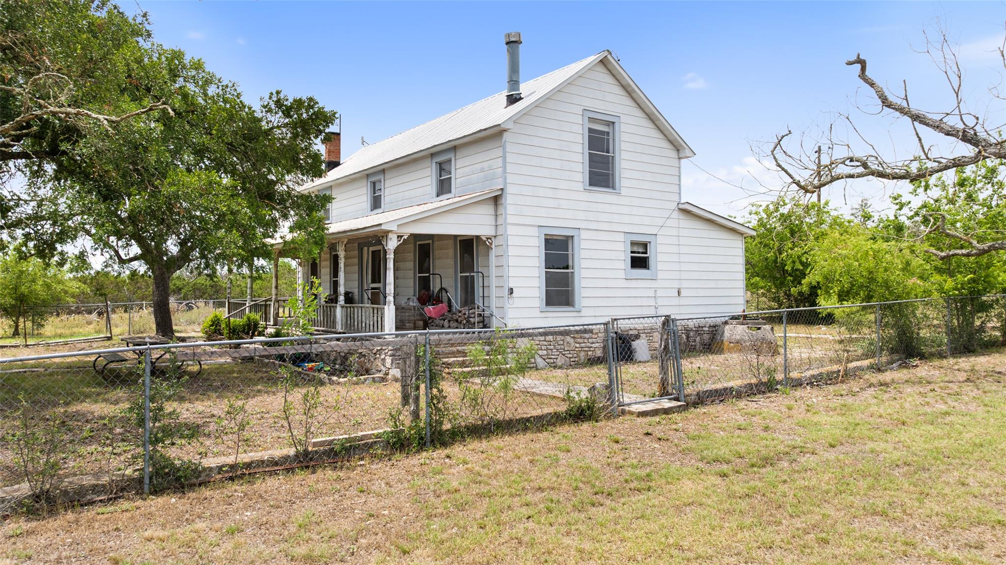 65 Miles Lane Harper TX 78631