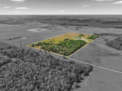3669 County Road 326 Lexington TX 78947