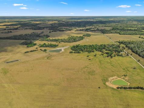 3669 County Road 326 Lexington TX 78947