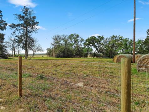 3669 County Road 326 Lexington TX 78947