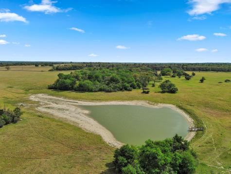 3669 County Road 326 Lexington TX 78947