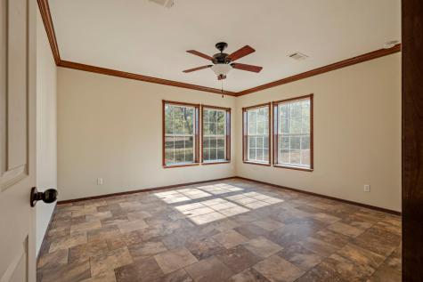 454 Leisure Lane Cedar Creek TX 78612
