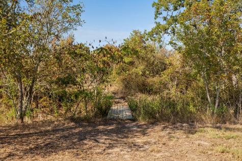 454 Leisure Lane Cedar Creek TX 78612