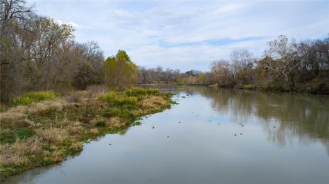 218 Brody Lane Bastrop TX 78602
