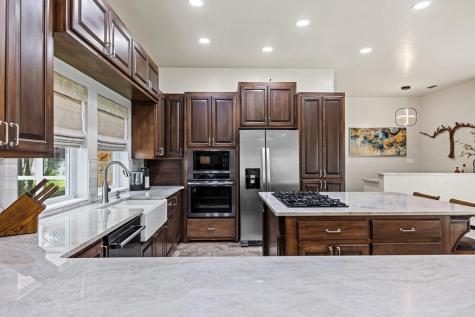 10030 E. Us Highway 290 Fredericksburg TX 78624