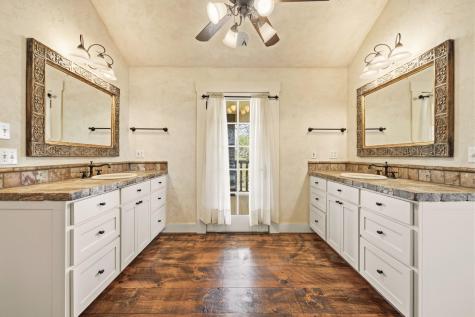 249 Eureka Lane Fredericksburg TX 78624