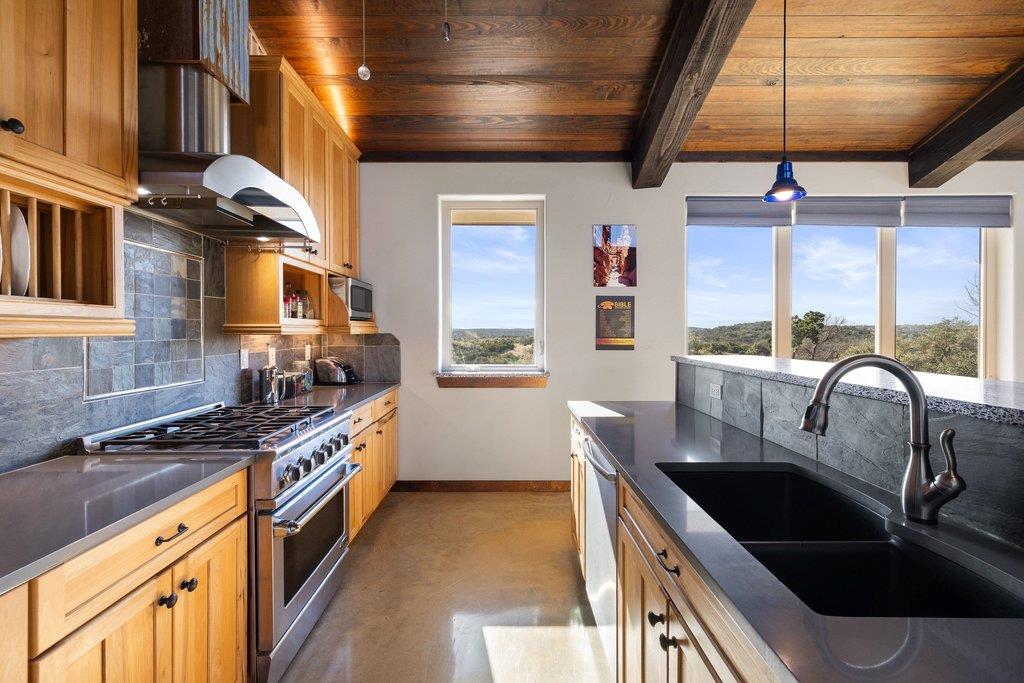 1292 Upper Turtle Creek Road Kerrville TX 78028