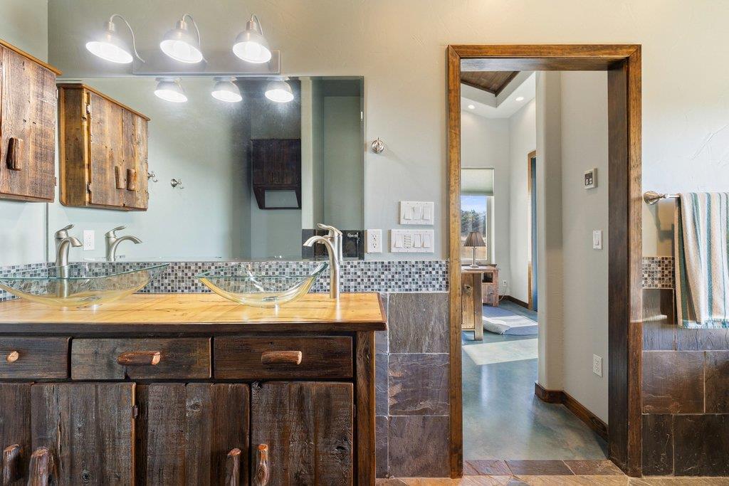 1292 Upper Turtle Creek Road Kerrville TX 78028
