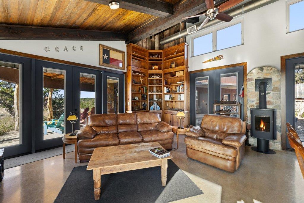 1292 Upper Turtle Creek Road Kerrville TX 78028