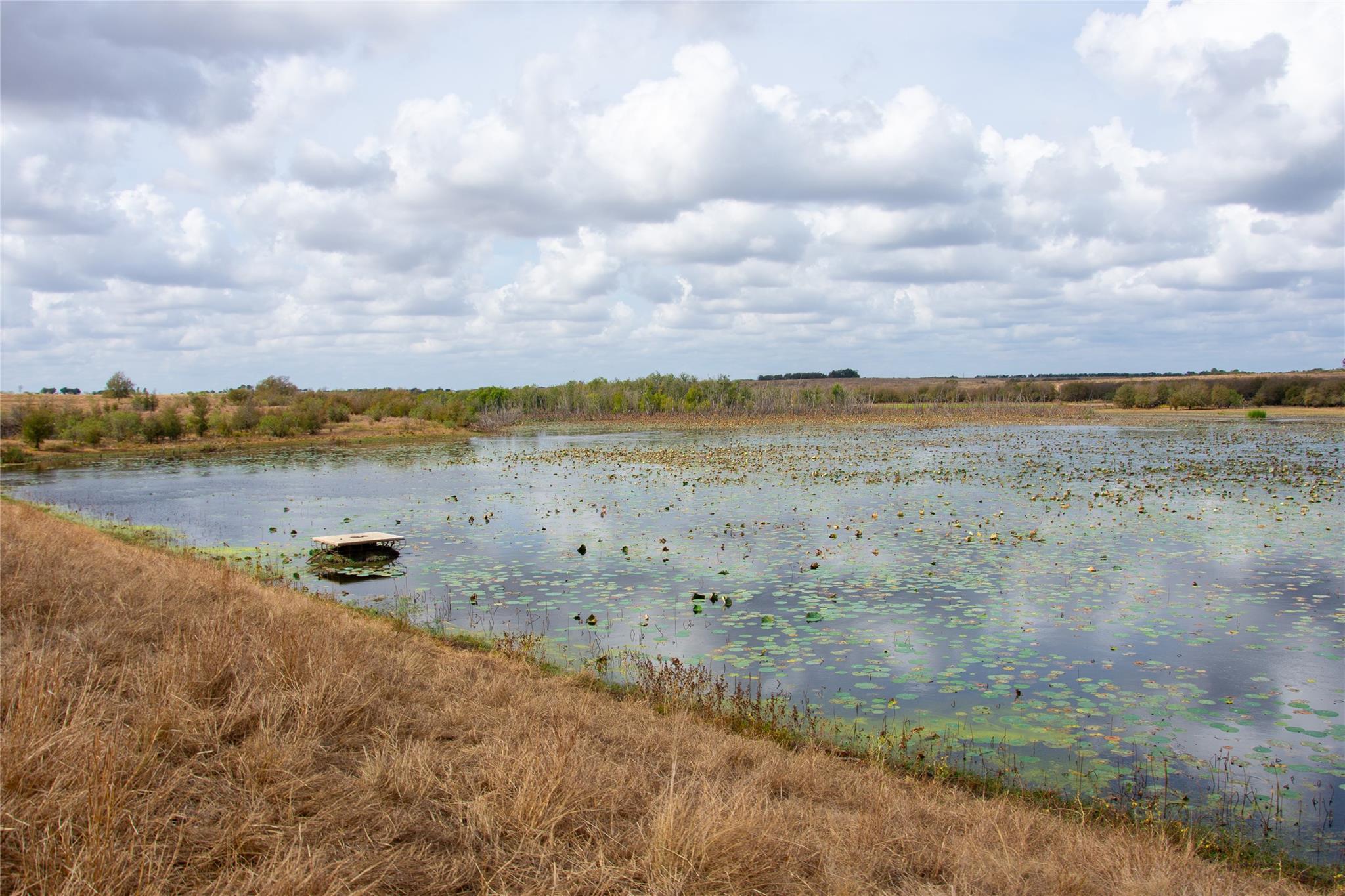2689 County Road 419 Road Taylor TX 76574