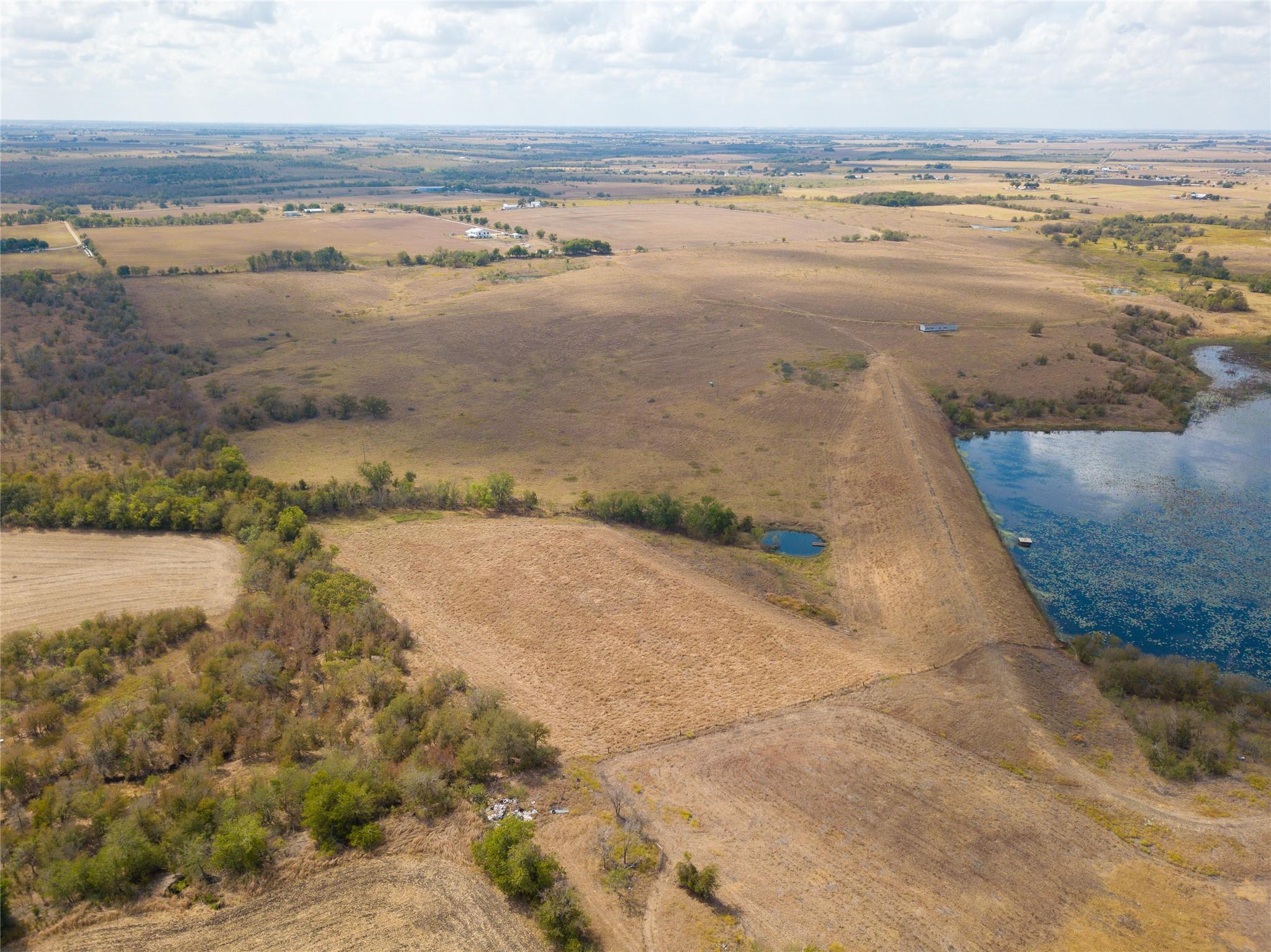 2689 County Road 419 Road Taylor TX 76574