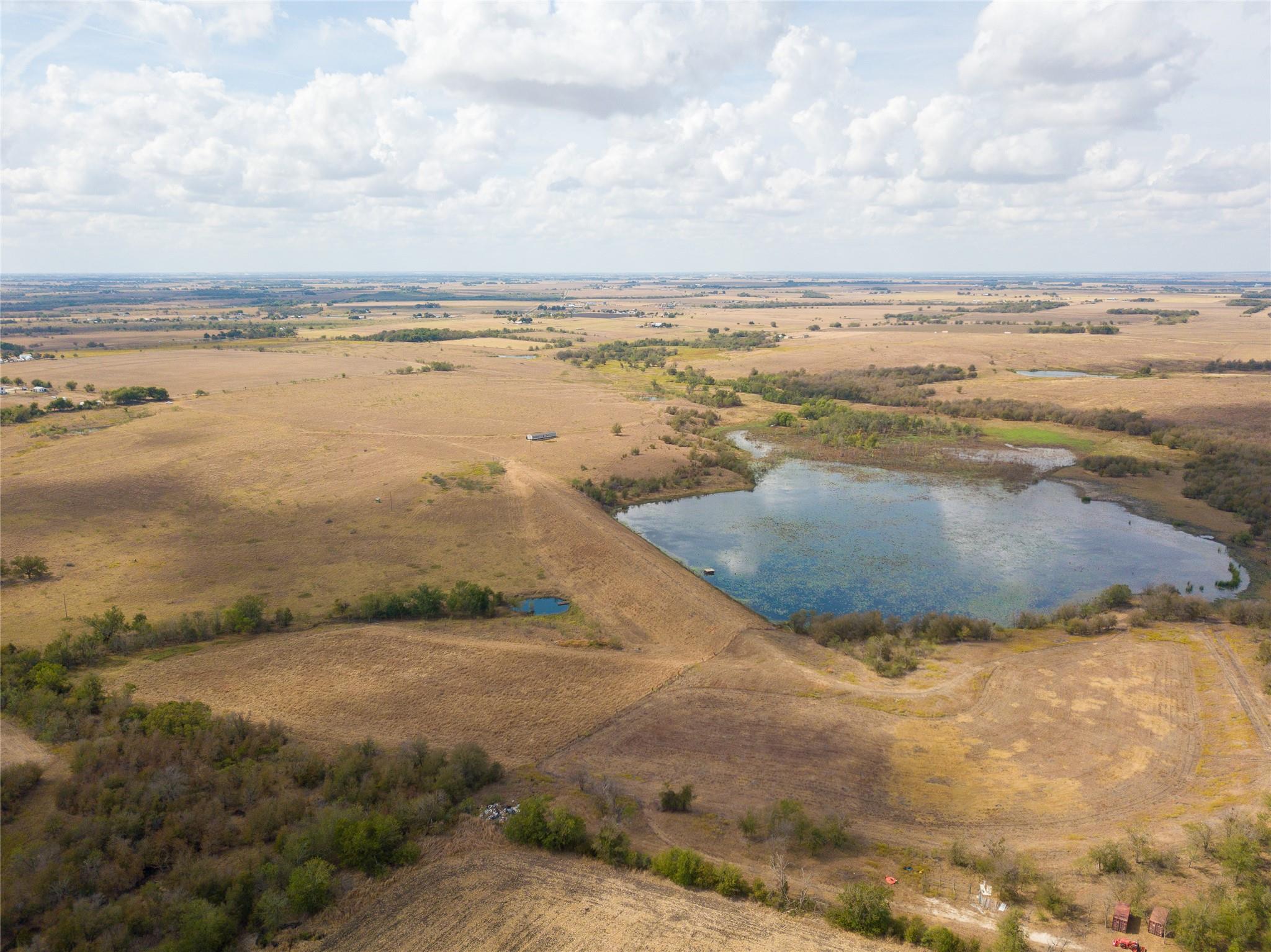 2689 County Road 419 Road Taylor TX 76574