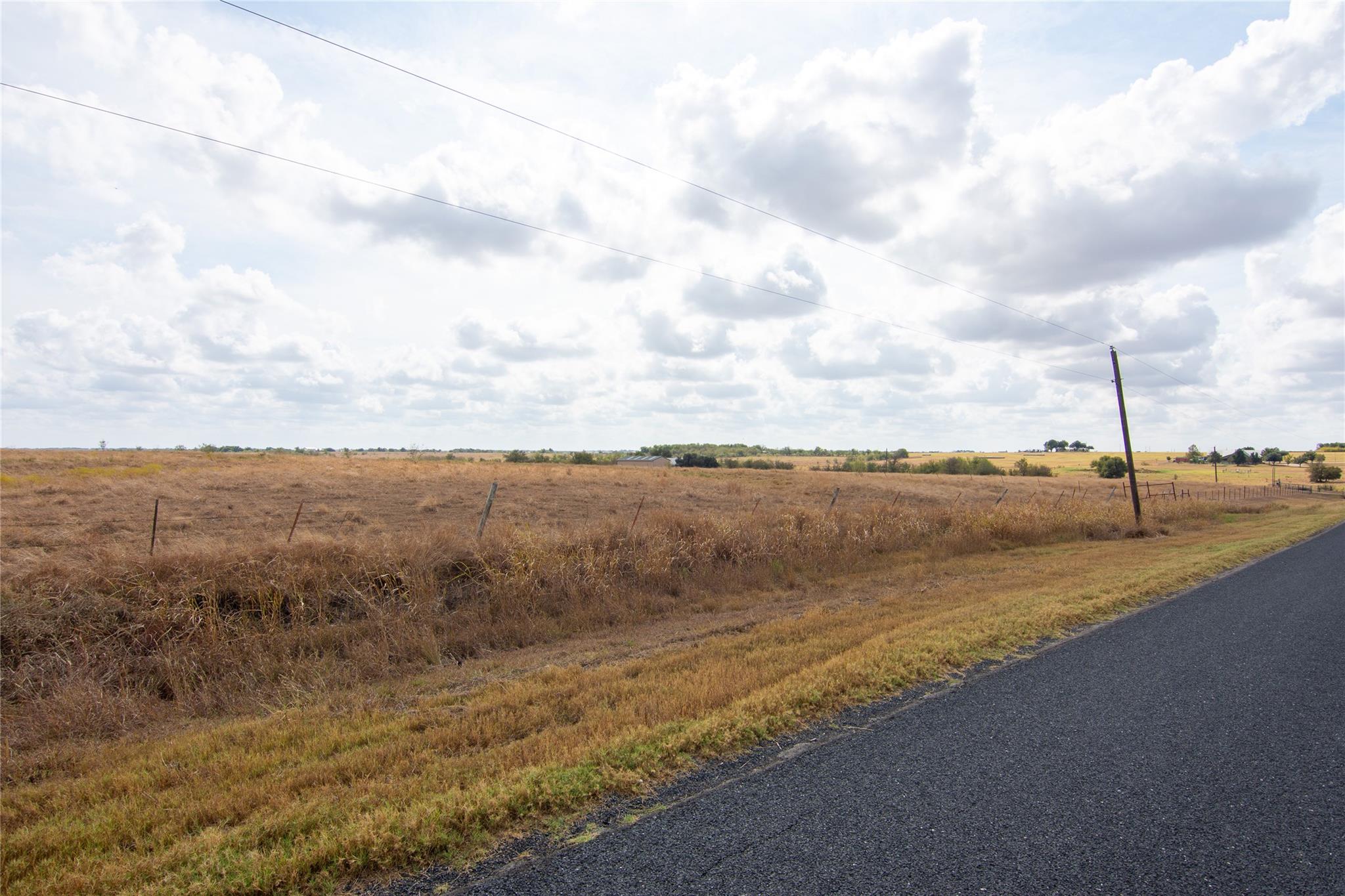 2689 County Road 419 Road Taylor TX 76574