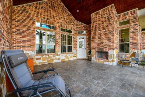 1093 Sunderman Road Alleyton TX 78935