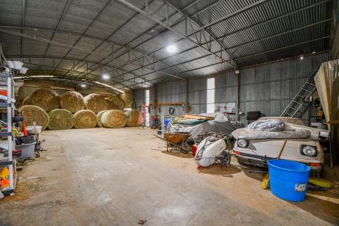 1093 Sunderman Road Alleyton TX 78935