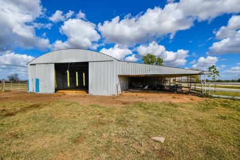 1093 Sunderman Road Alleyton TX 78935