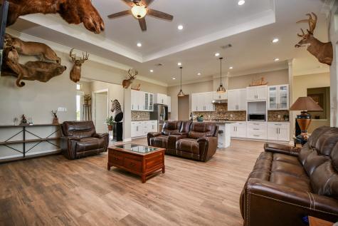 1093 Sunderman Road Alleyton TX 78935