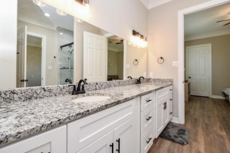 1093 Sunderman Road Alleyton TX 78935