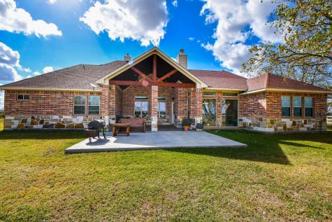 1093 Sunderman Road Alleyton TX 78935