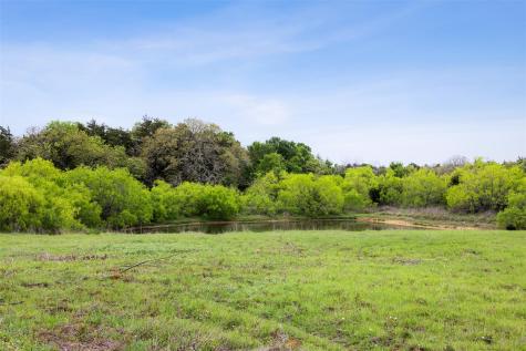 4822 Fm 1624 Road Lexington TX 78947