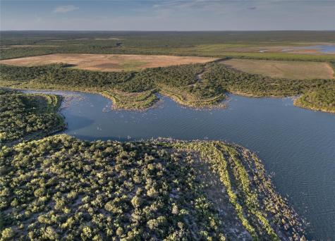 1281 Pr 3740 Coleman TX 76888