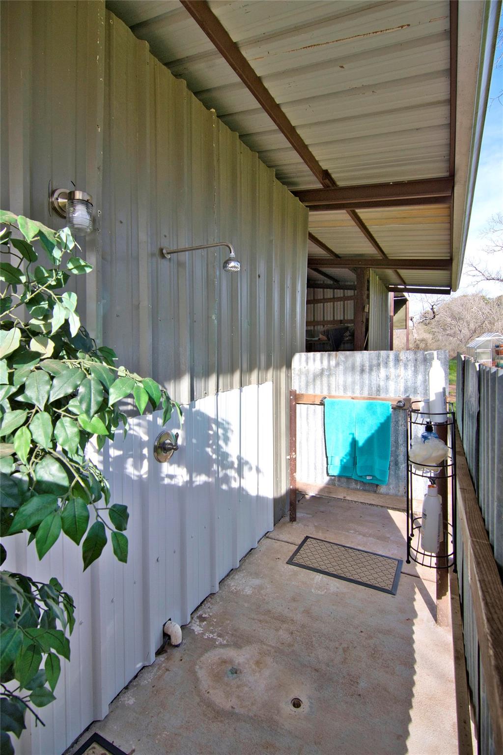 701 Cr 316 Llano TX 78643