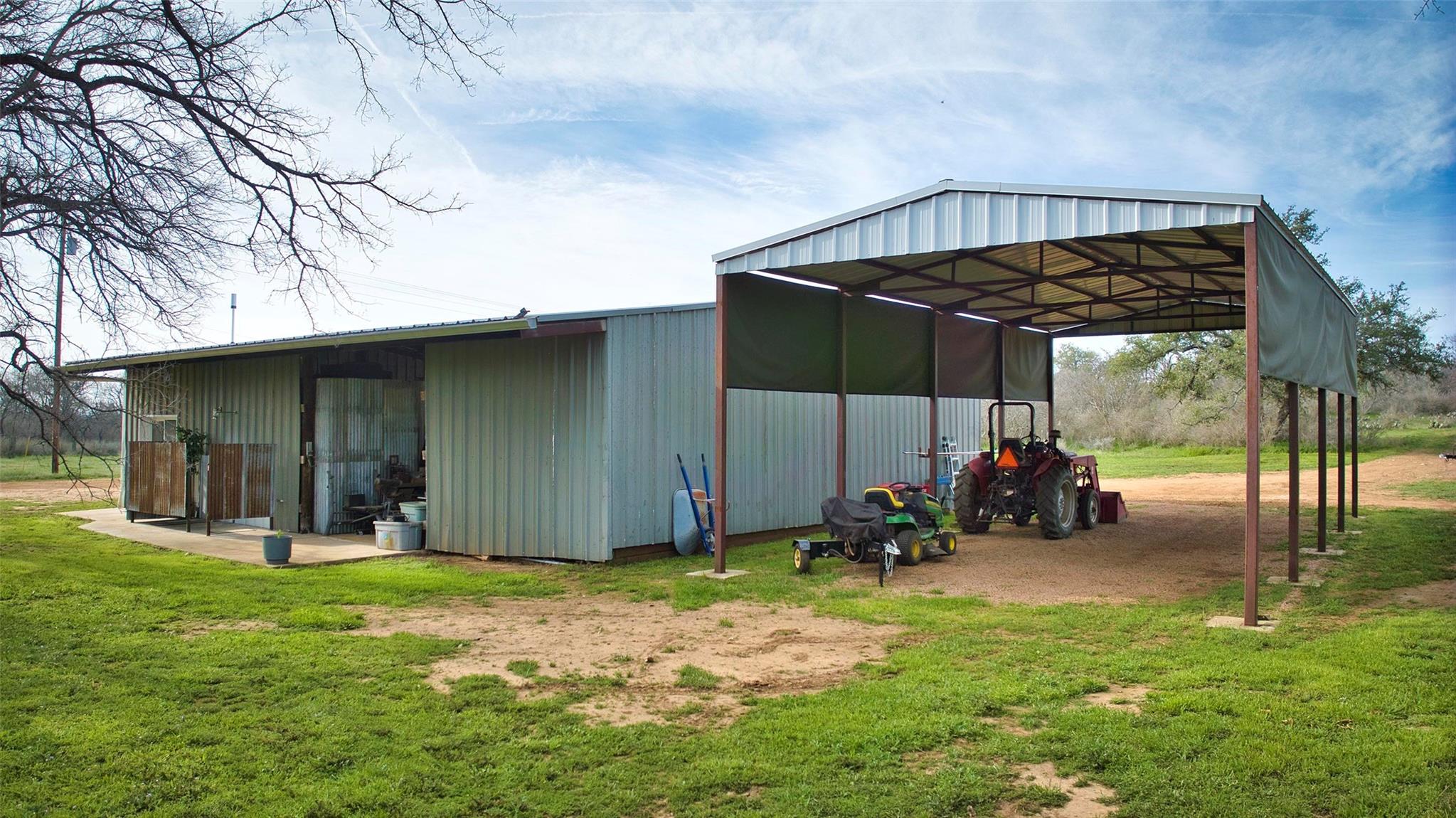 701 Cr 316 Llano TX 78643