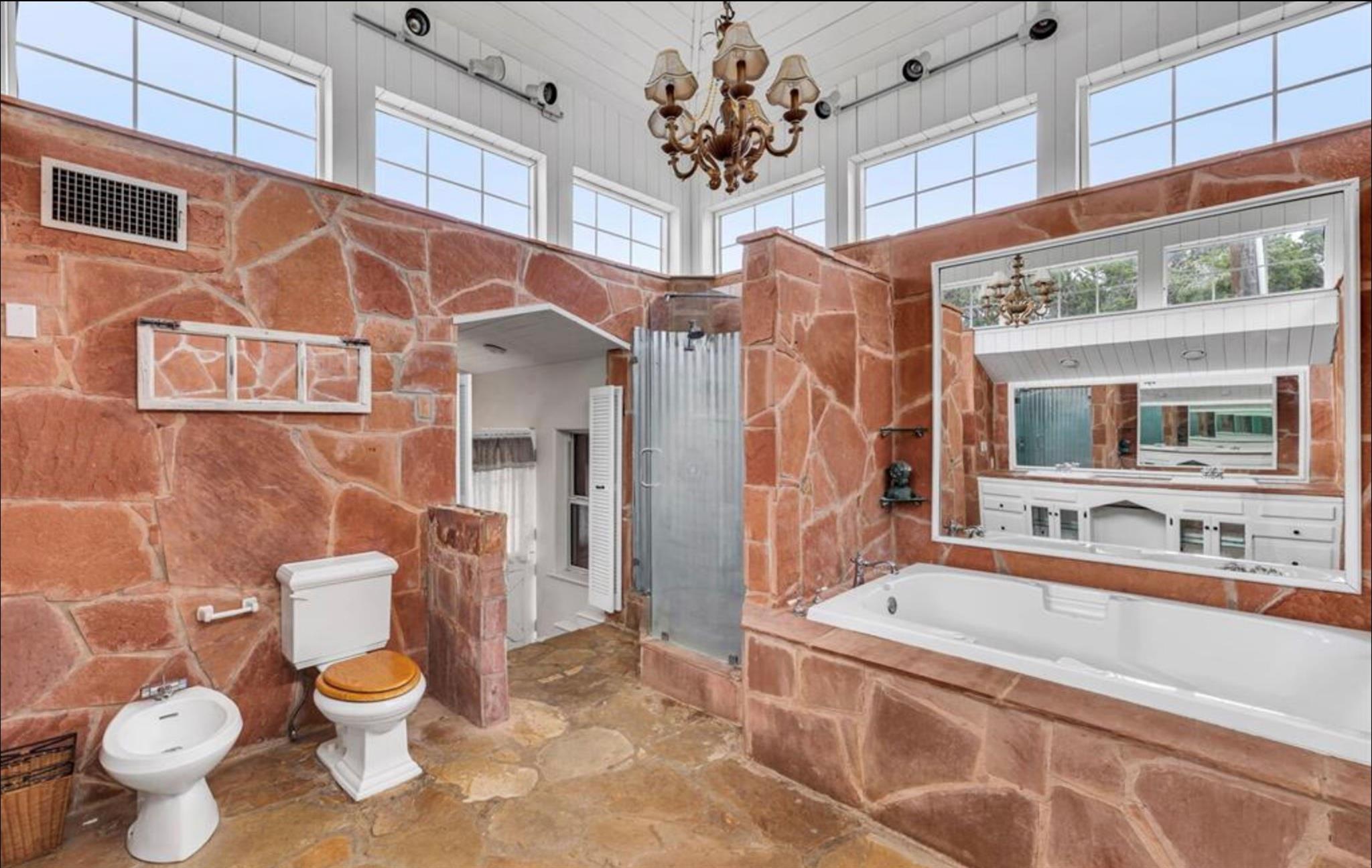 251 Circle Drive Wimberley TX 78676