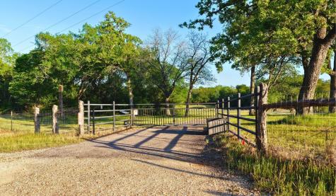5916 Private Road 2003 (+16.9 Acres) Caldwell TX 77836
