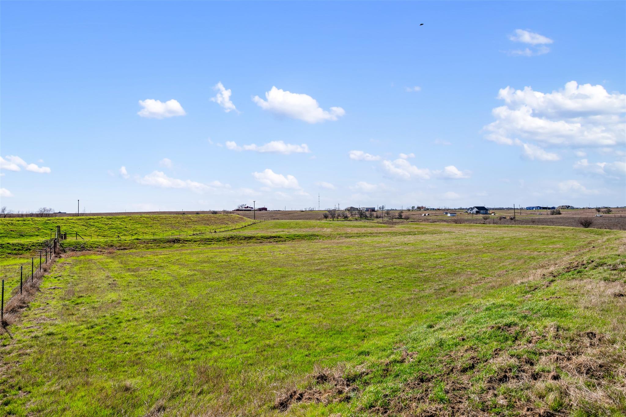 700 County Road 466 Elgin TX 78621