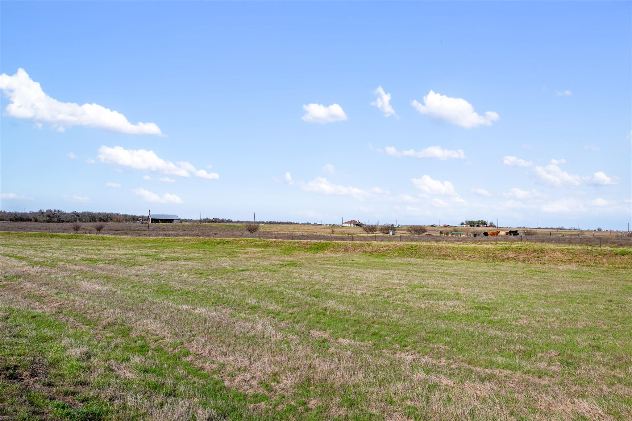 700 County Road 466 Elgin TX 78621