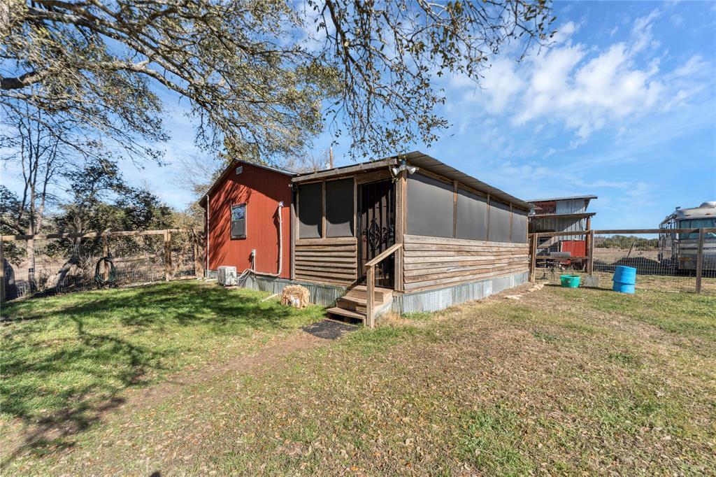 1750 Loop 165 Loop Dripping Springs TX 78620