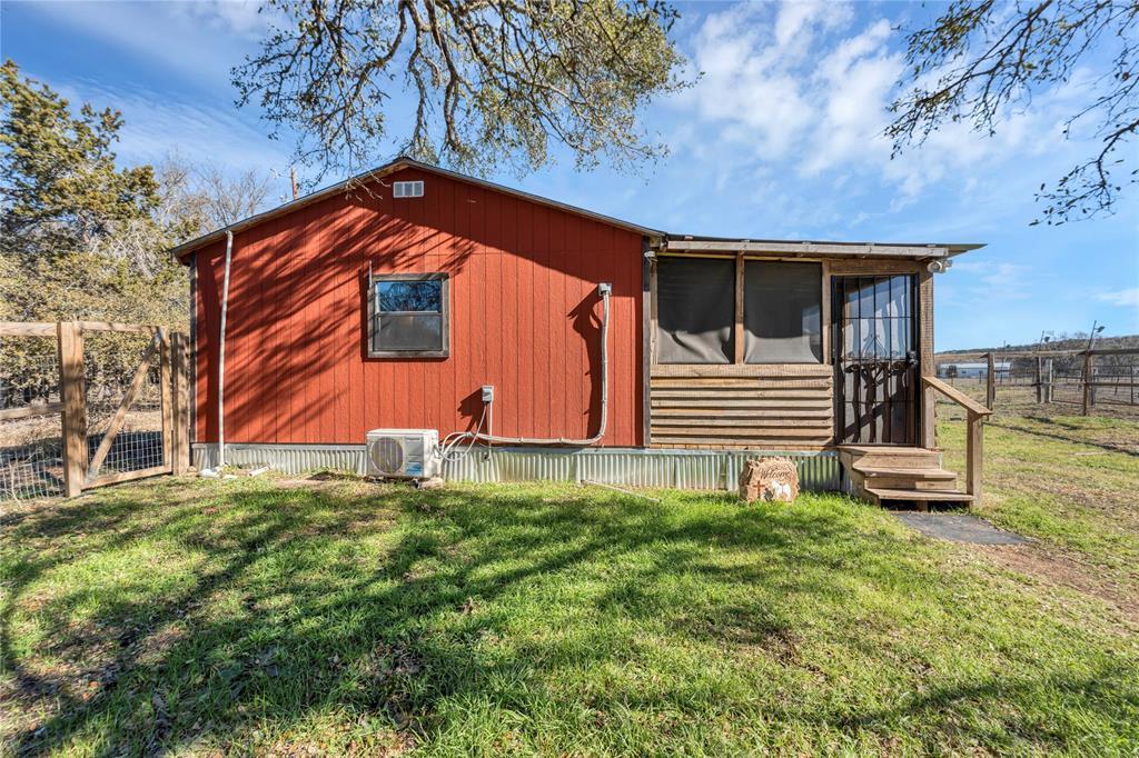 1750 Loop 165 Loop Dripping Springs TX 78620