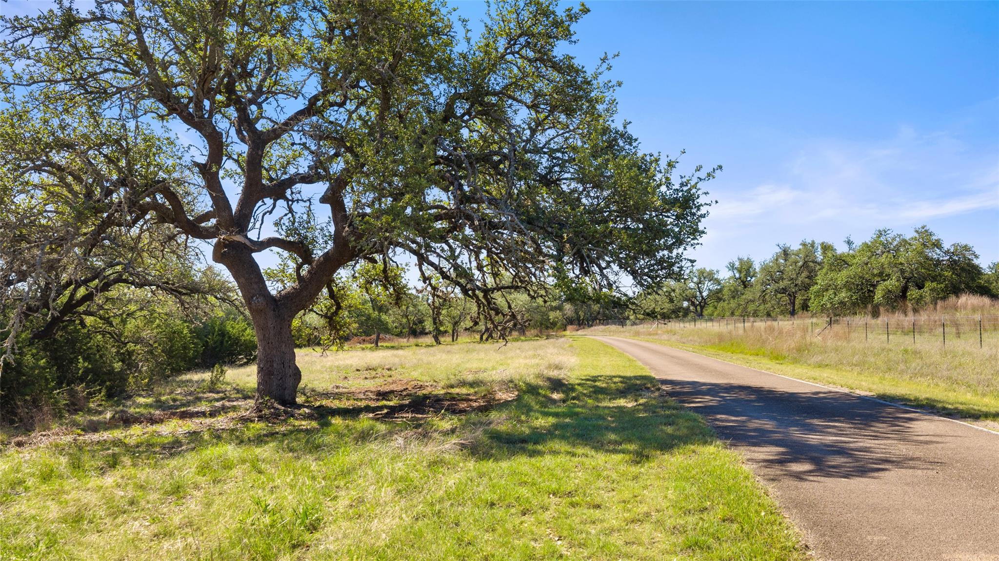 6590 Us 290 Dripping Springs TX 78620